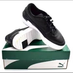 PUMA CALI BOLD BLACK ON BLK BNWB! Worn 1X for 10mins SIZE US W 10 Great SHAPE!🖤